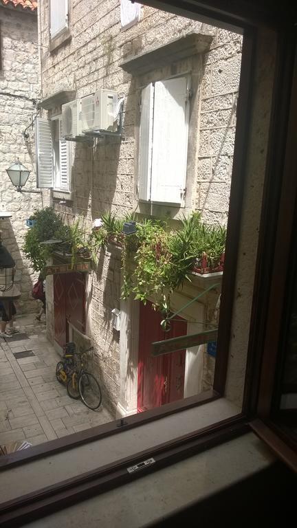 Apartment Capo Family & Capo Studio -Old Town-Parking Trogir Quarto foto